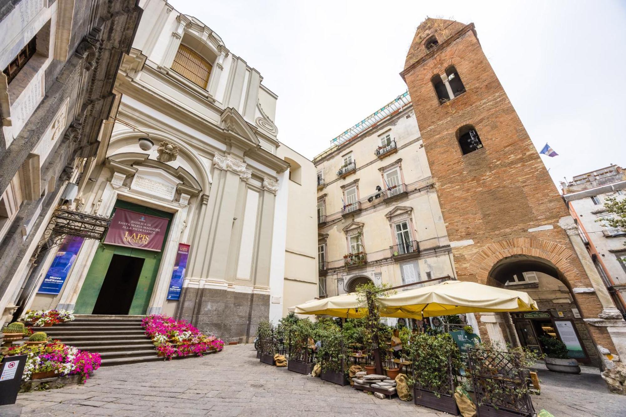 Piazza Miraglia - Apartment By Wonderful Italy Nápoles Exterior foto